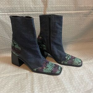 Riverstone Teal Snake Square Toe Block Heel Boots 10